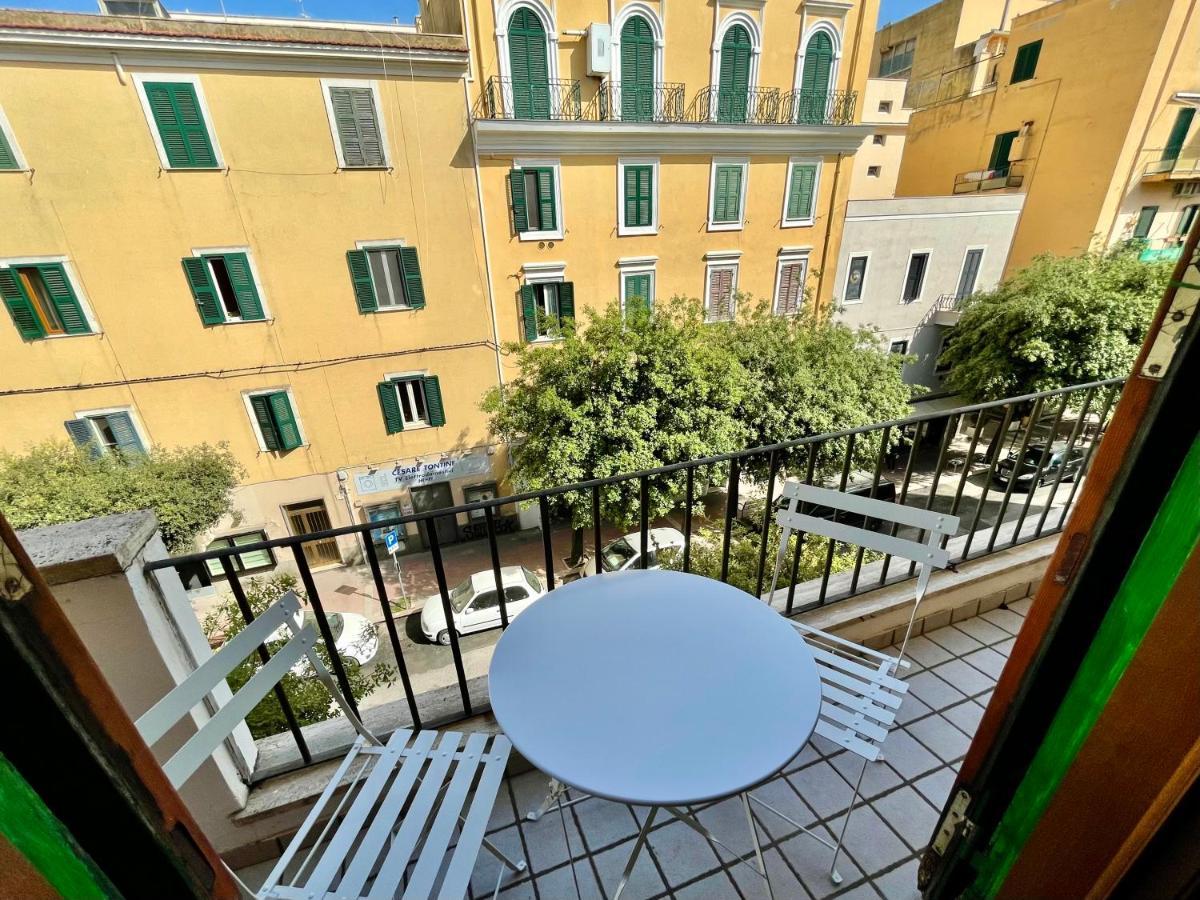 Casa Gramsci - Anzio Centro Apartment Luaran gambar