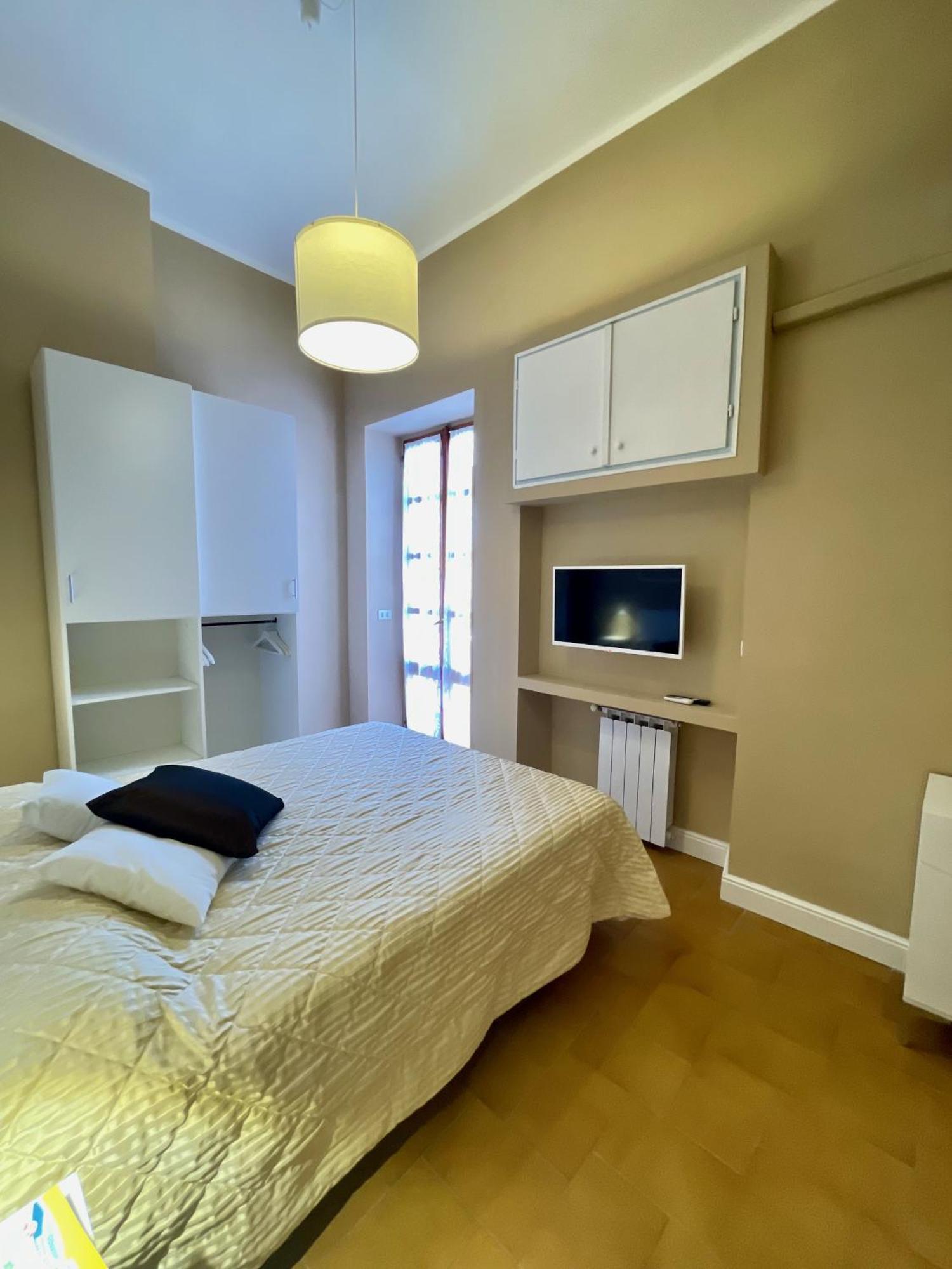 Casa Gramsci - Anzio Centro Apartment Luaran gambar