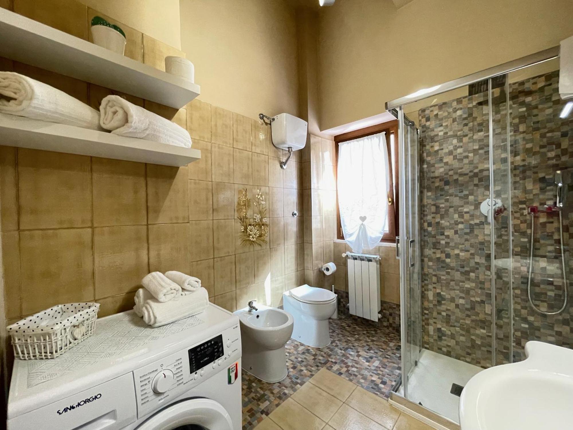Casa Gramsci - Anzio Centro Apartment Luaran gambar