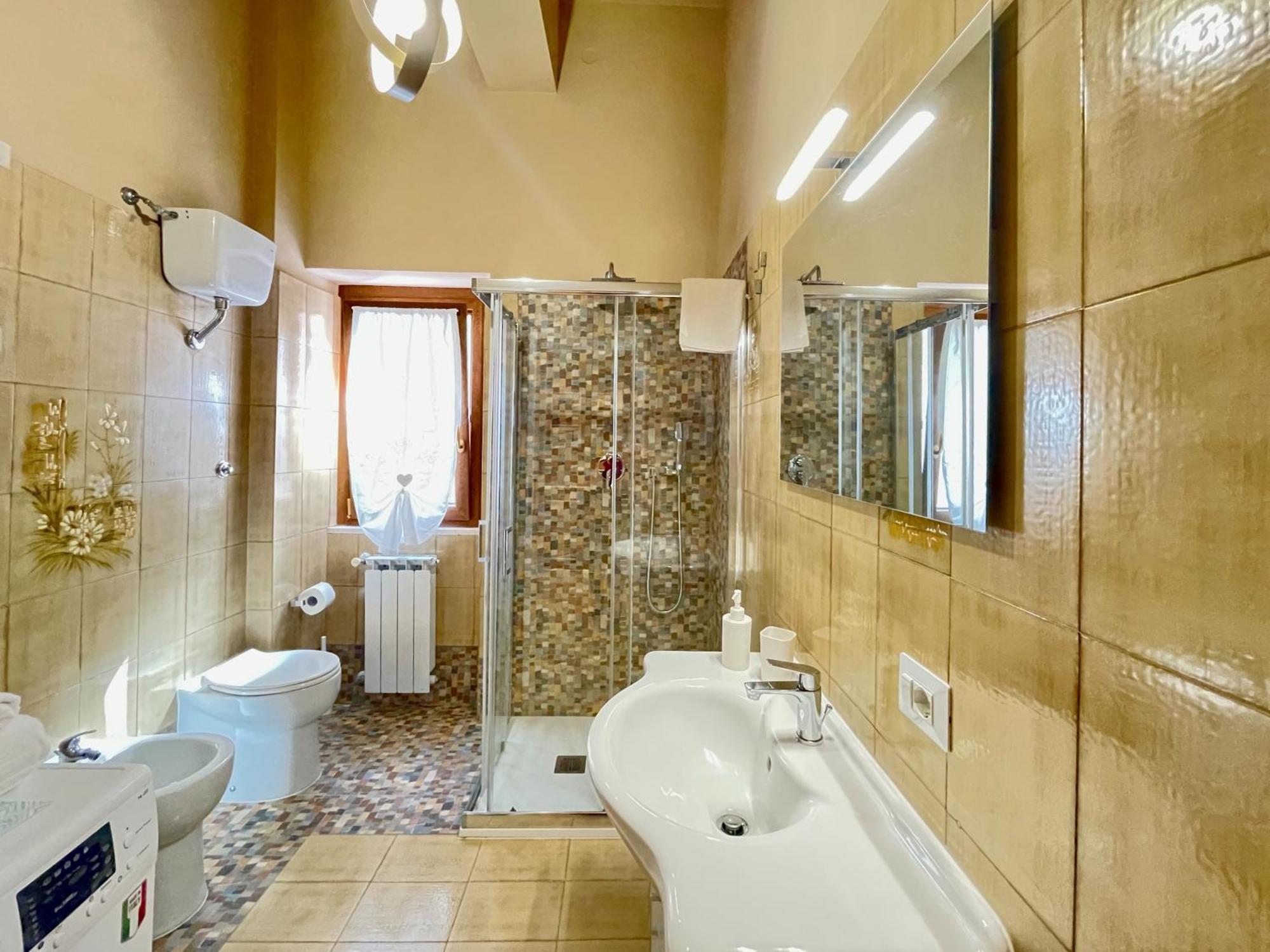Casa Gramsci - Anzio Centro Apartment Luaran gambar